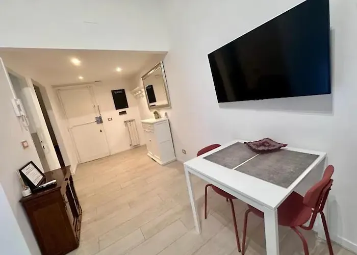Eur Luxury Nest